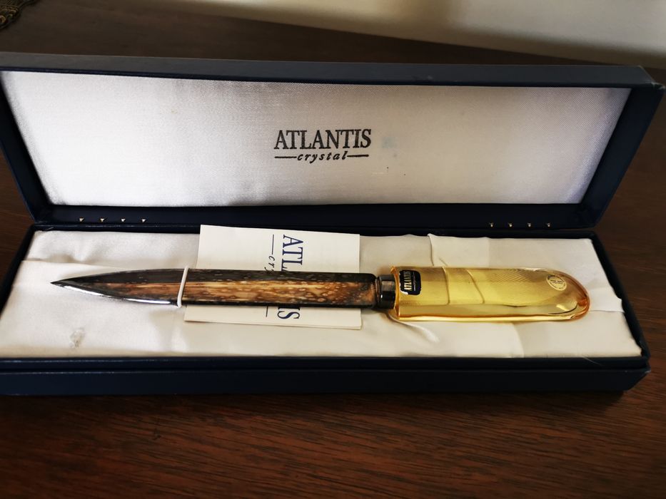 Corta papéis Atlantis