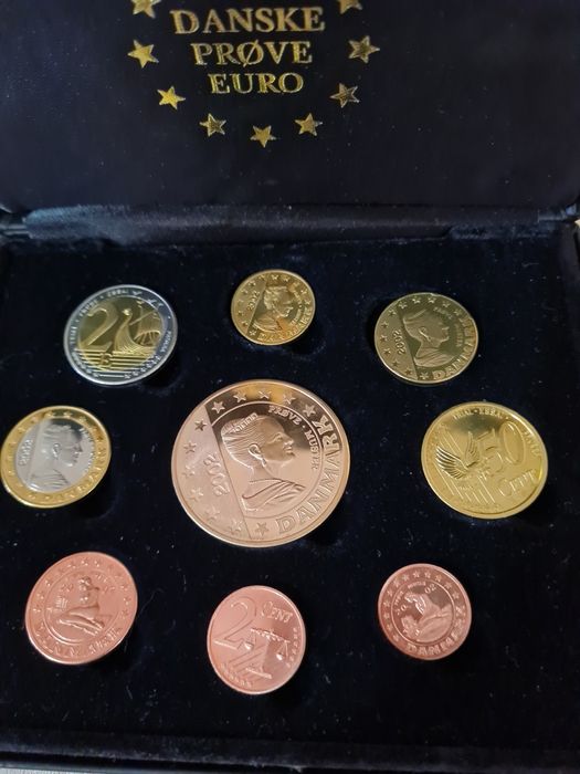 Dois sets de provas do euro: Suécia e Dinamarca.