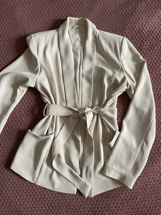 wiazana marynarka z paskiem damska