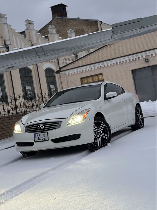 Infiniti G37 Coupe 2010