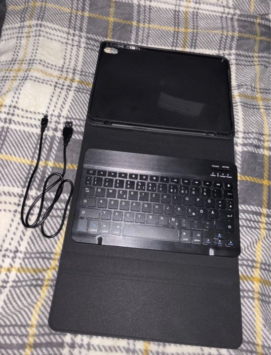 Klawiatura do ipad na bluetoosh