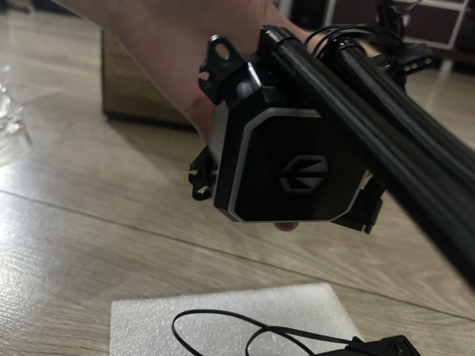 Chlodzenie wodne ENDORFY Navis F240 ARGB