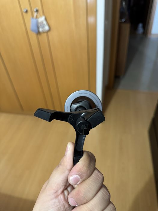 Suporte MagSafe ESR como Novo