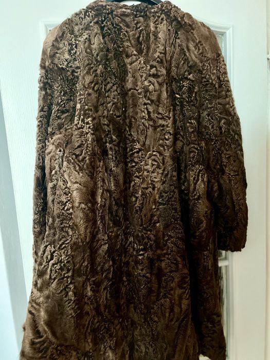 Naturalne futro z karakułów – szyte na miarę | stan idealny | L