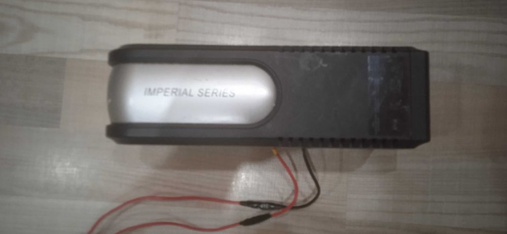 блок бесперебойного питания