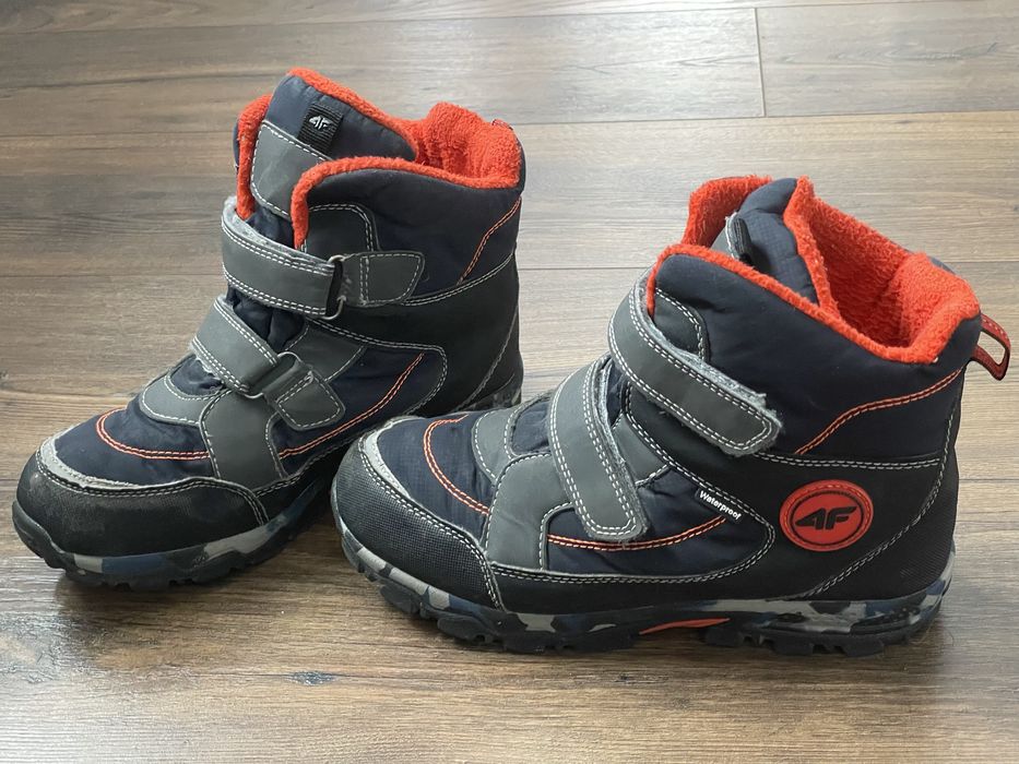 Kozaki dla chlopca 4f  roz.36 używane