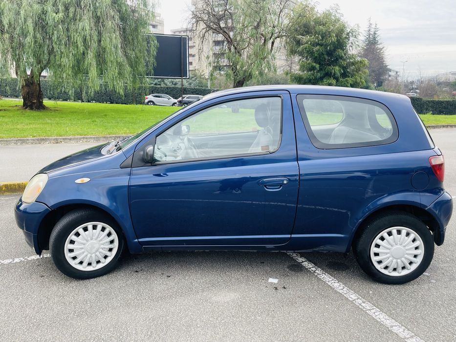 Toyota yaris 2002