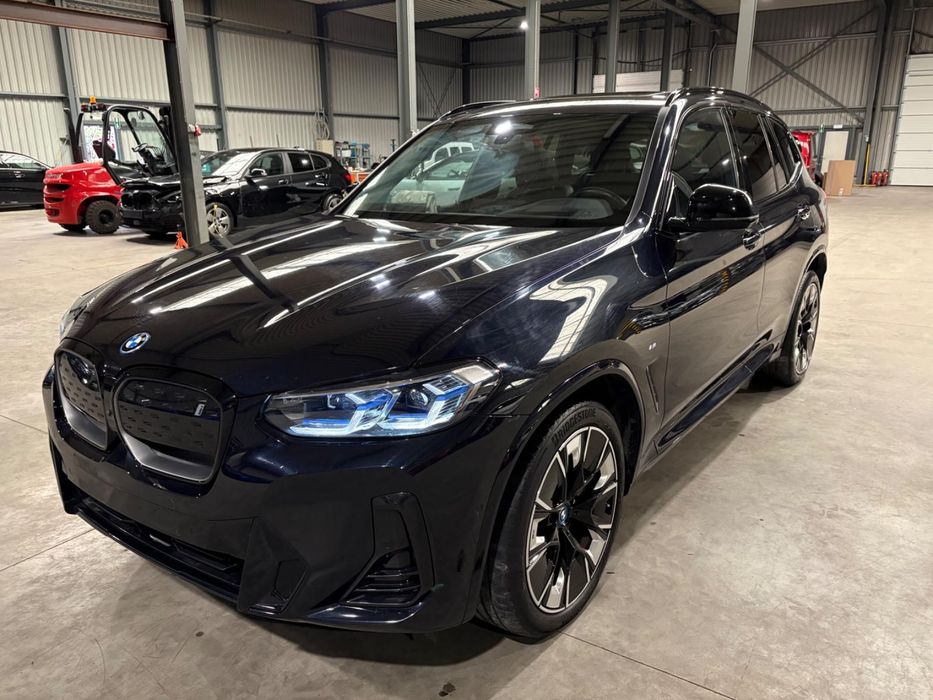 Бампер BMW IX3 2019- g08 разборка бмв Х3 запчастини автошрот