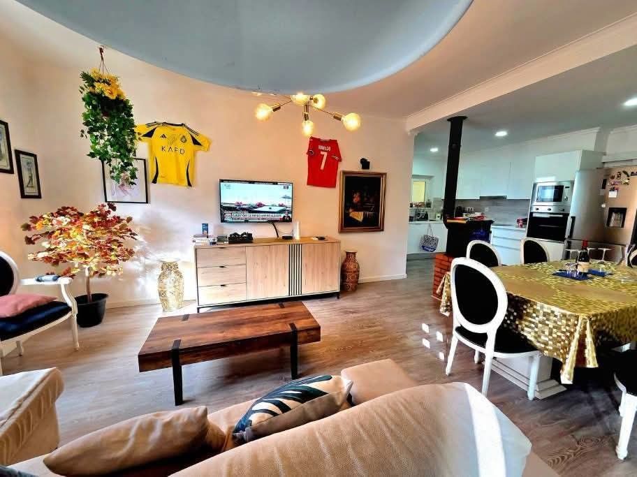 Moradia em Belverde-Arrendamento