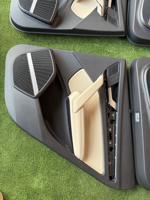 Audi q5 80a 80а 2017-2024 карти обшика дверей пластік