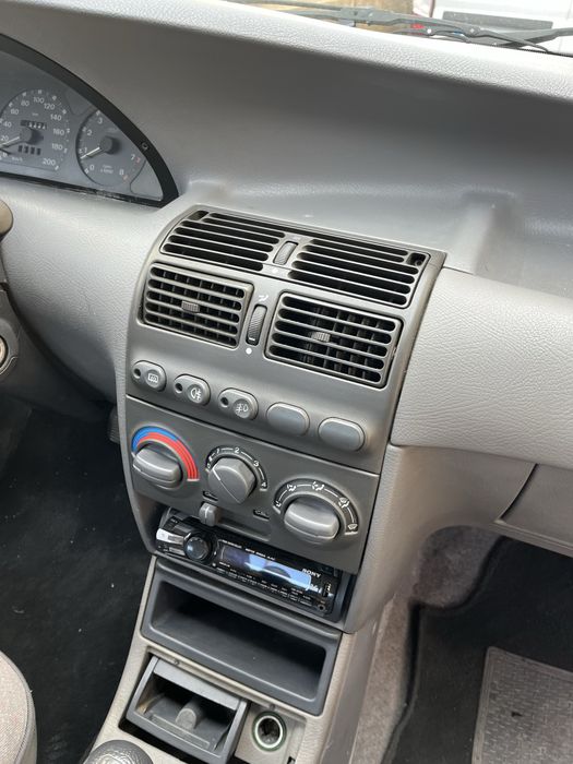 Fiat Punto 75 c/ documentos - Peças