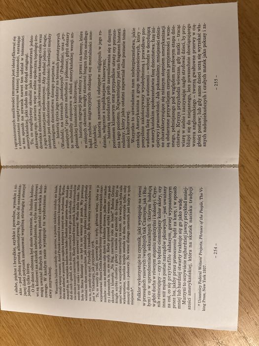 Erik H Erikson dziecinstwo i spoleczenstwo