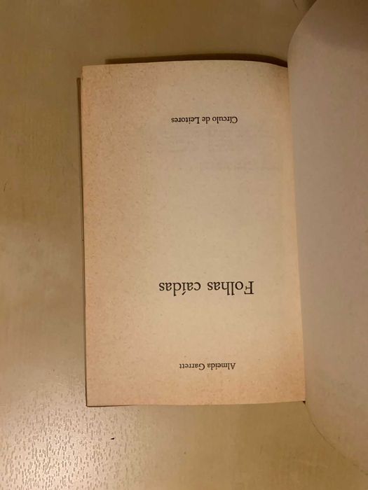 Folhas Caídas - Almeida Garrett