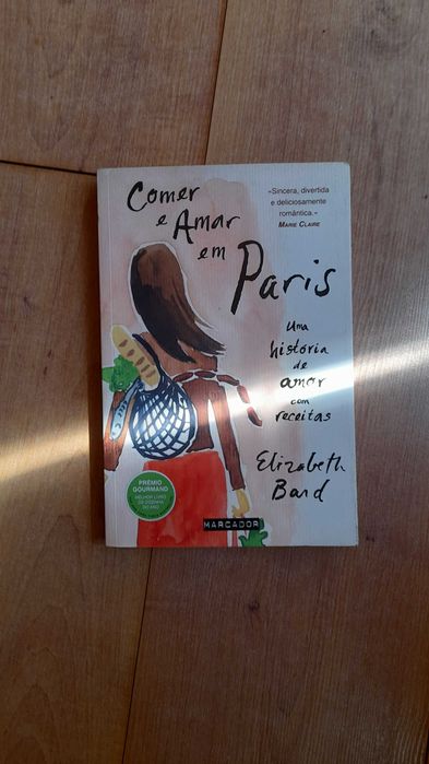 Livro Comer e Amar em Paris capa Mole