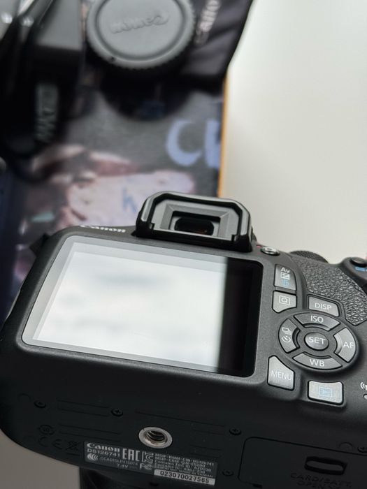 Canon EOS 2000d - ZESTAW