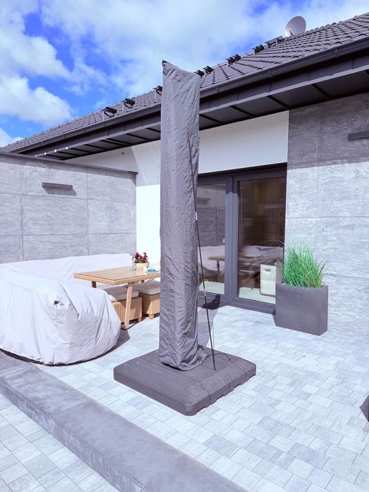 Parasol ogrodowy z LED - 282 x 391 cm