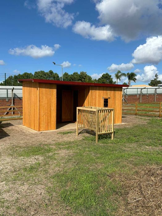 abrigos para animais / galinheiro / estabulo -Madeira&Conforto - anm.9