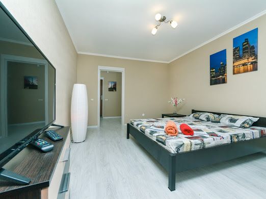 Квартира 1-комнатная люкс посуточно почасово метро Позняки Харьковская