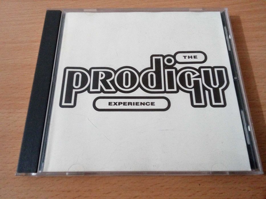 (.  Reservado.   ).  PRODIGY - The Prodigy Experience