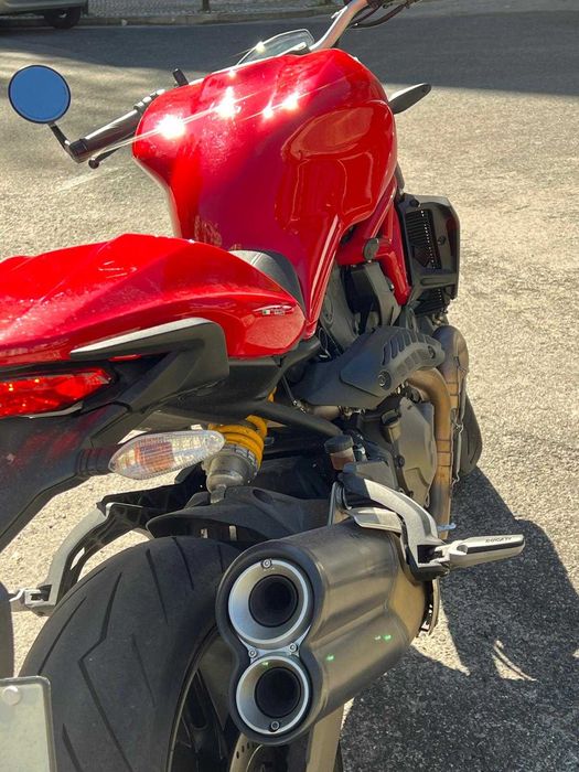 Ducati Monster 821 de 2017 - 25,000kms