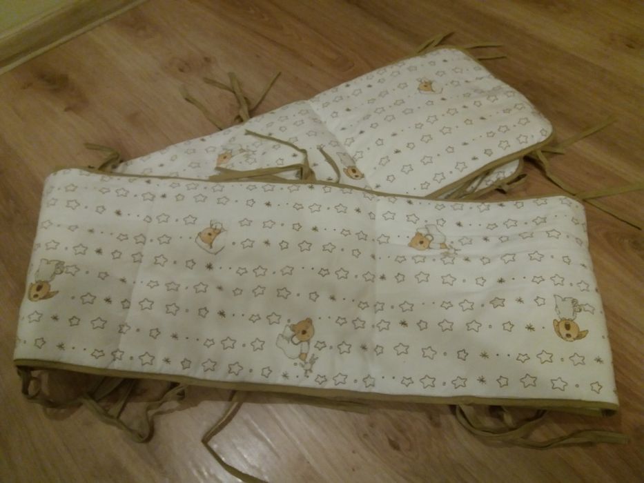 Ochraniacz do łóżeczka niemowlęcego