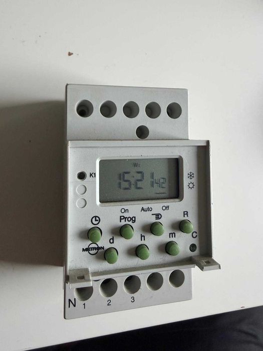 Zegar programator cyfrowy czasowy METRON PCm 05