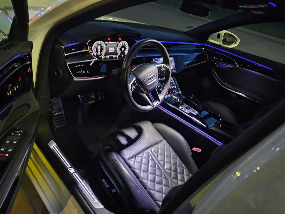 Ekskluzywne Audi A8 do Ślubu i Uroczystości – Trójmiasto i Okolice