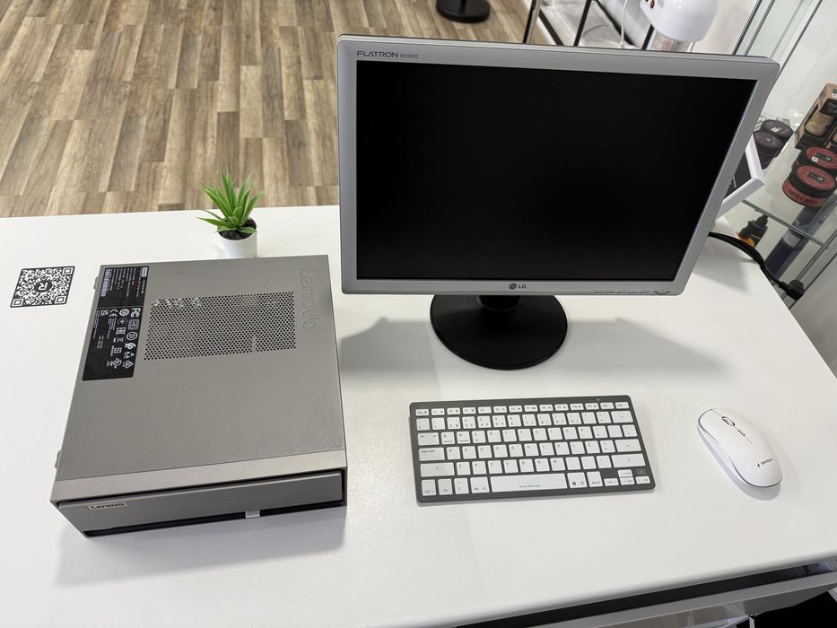 Vendo pc lenovo + monitor + rato e teclado