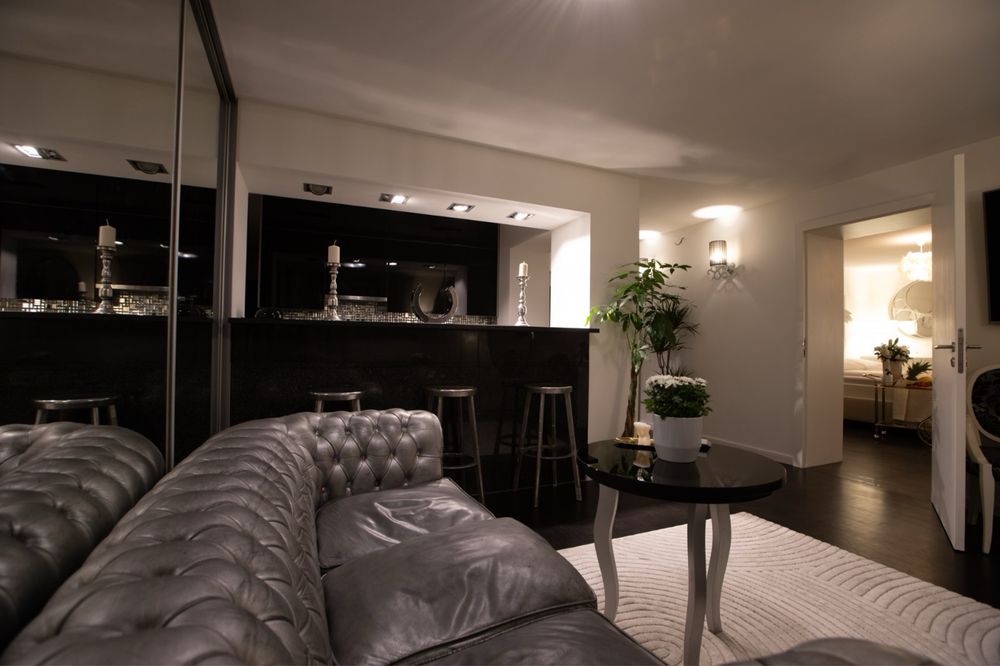 Diamond PRYWATNY BASEN I SAUNA Poznań Apartament Premium Zaręczyny Rocznice Okazje