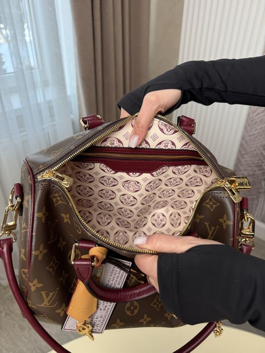Сумка Louis Vuitton Speedy 30 Monogram Canvas Handbag