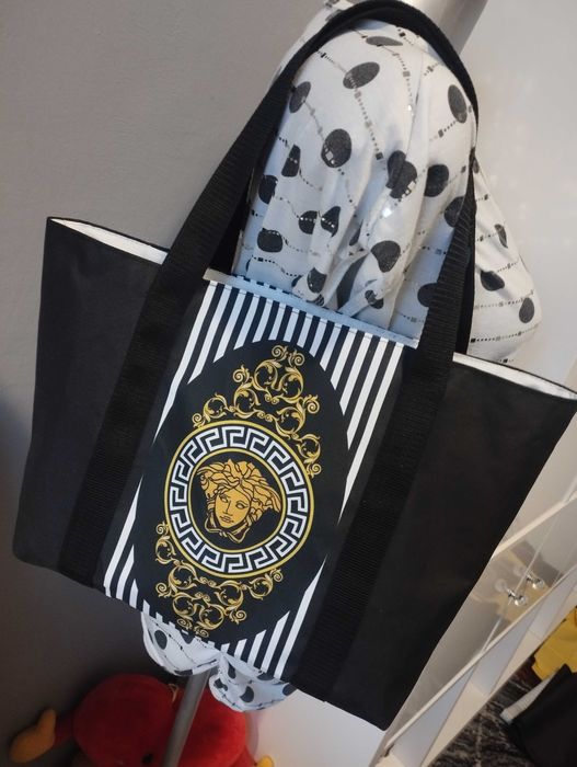 Torba, shopper z wodoodpornej tkaniny,na podszewce z kieszeniami