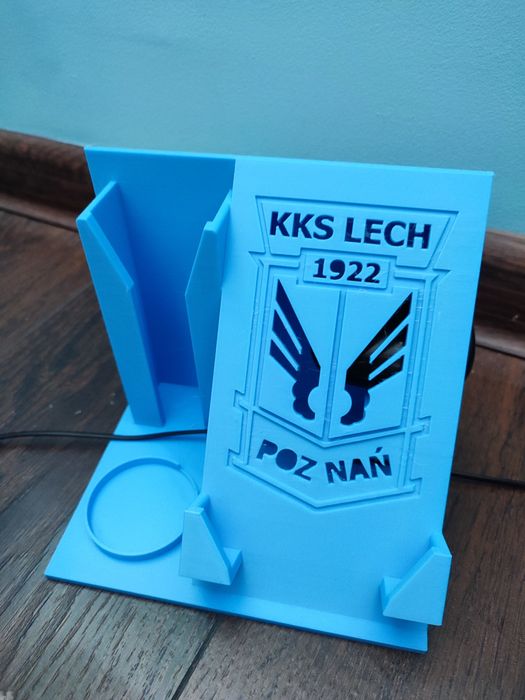 Organizer koło łóżka z herbem Lecha