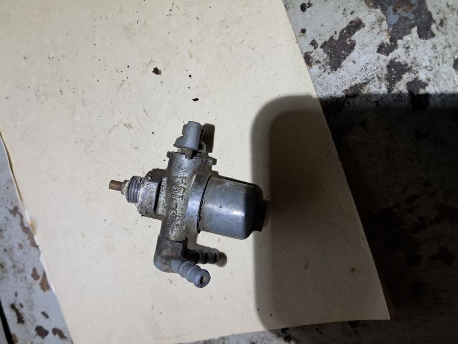 Амортизатори ,вісь задня передня