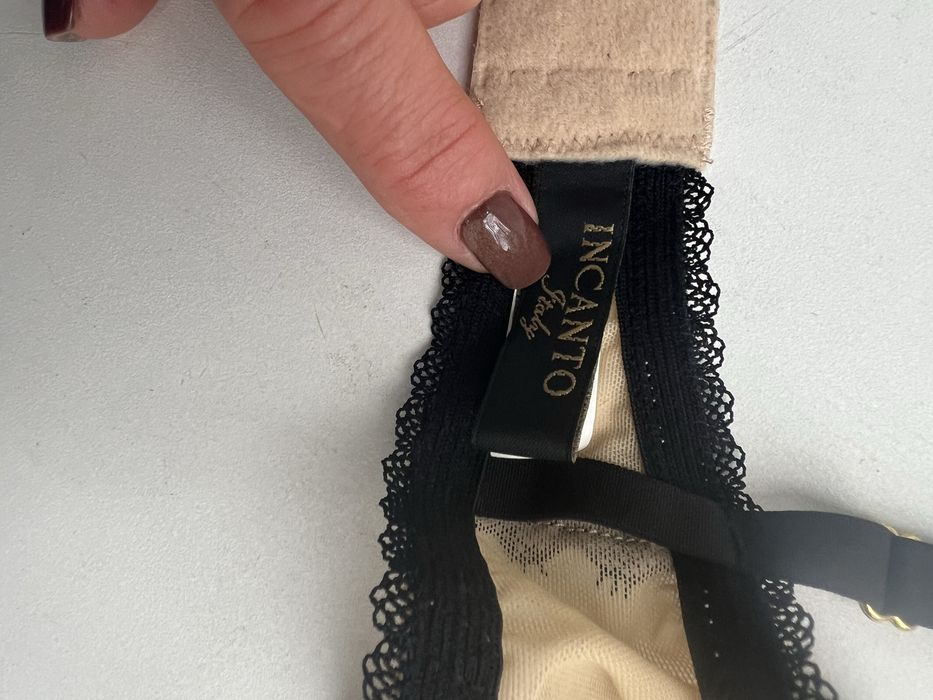 Бюст Incanto виробник Італія