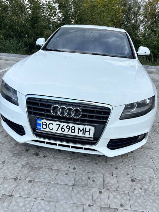 Продам Ауді а4b8