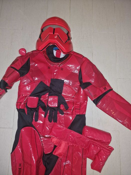 Fato carnaval ou halloween Stormtrooper vermelho Starwars da Disney
