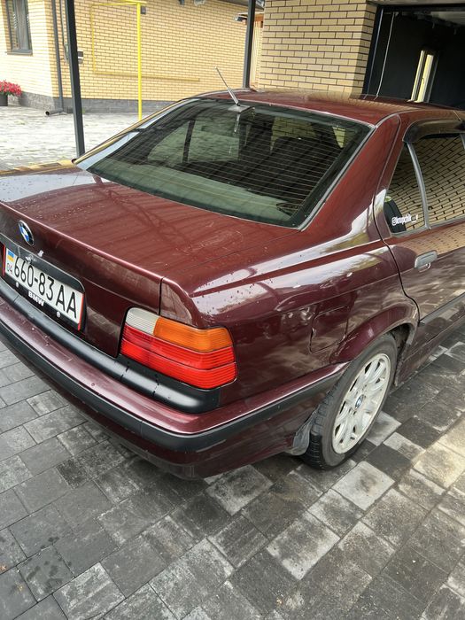 Продам  БМВ е36
