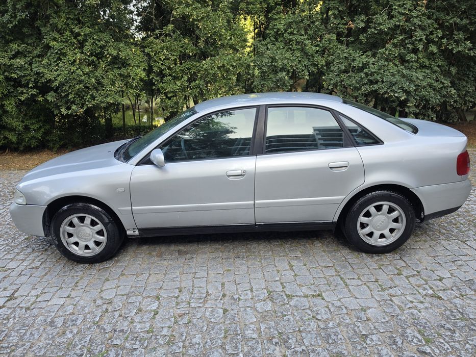Audi A4 1.9 Tdi 110Cv Ano 99/06