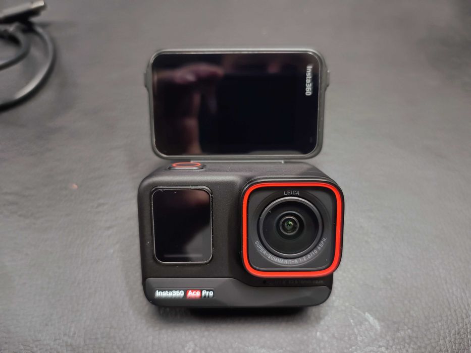 Insta360 Ace Pro (8к відео)