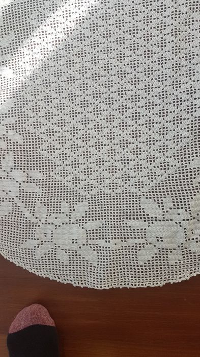 Renda feita à mão 75x60