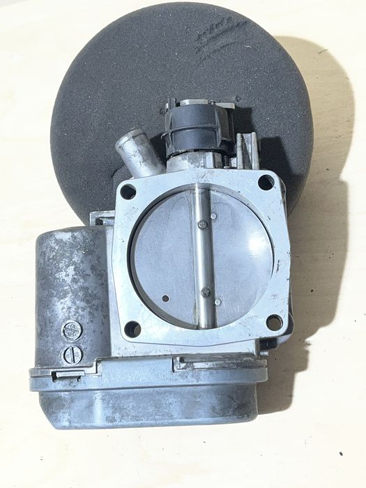 Дросельні заслонки M120,119 6.0 V12 Mercedes W140