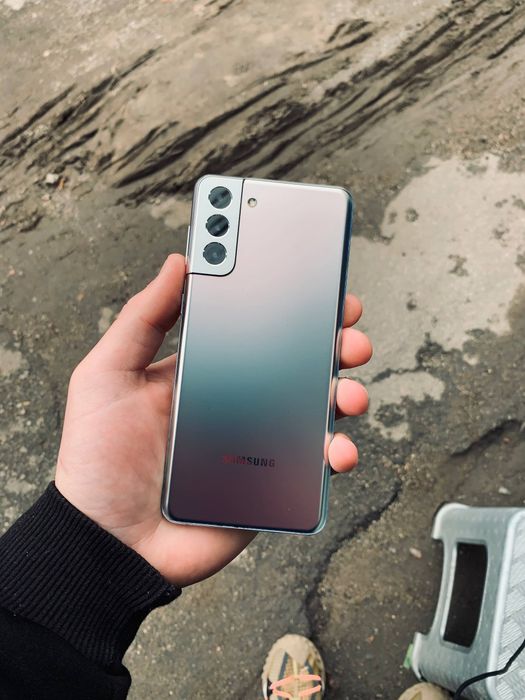 продам телефон Samsung s21+ 5g 8/256 в ідеальному стані