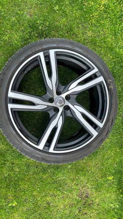 Диски VOLVO R-DESIGN R22 з шинами