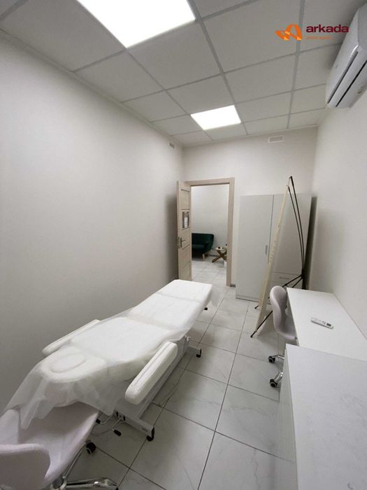 Оренда кабінуту в центрі біля Ратуші