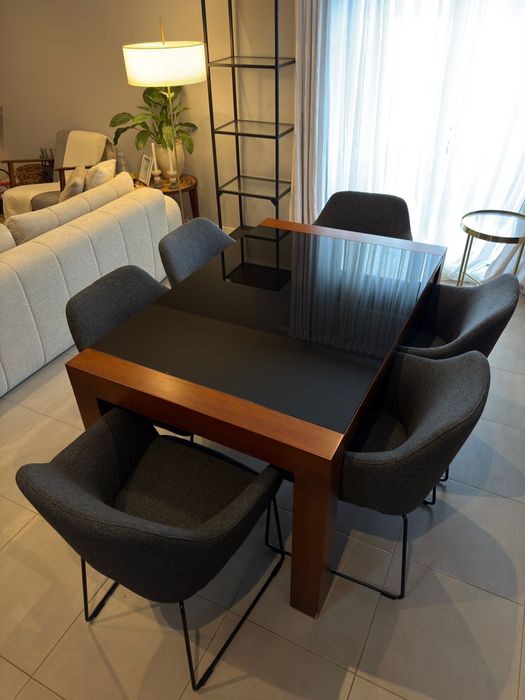 Mesa Retangular Extensível em cerejeira