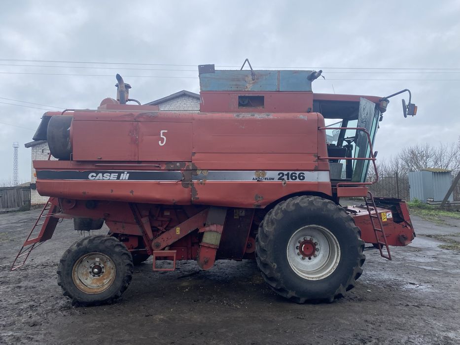 Комбайн Case 2166