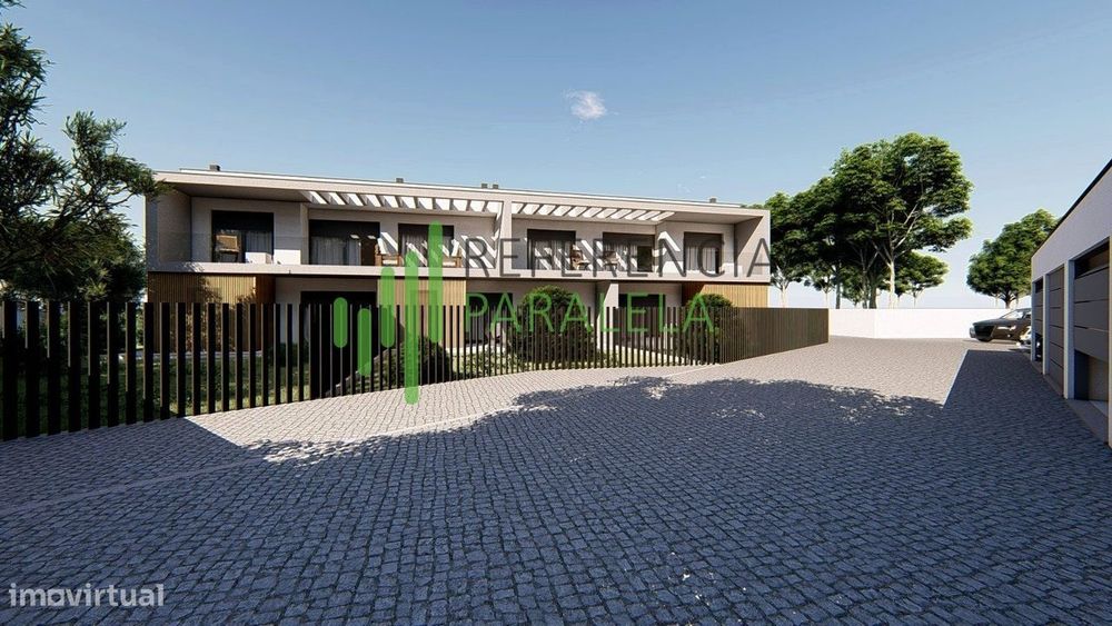 Apartamento T1 Moderno com Logradouro e Garagem em Vila Nova de Anh...