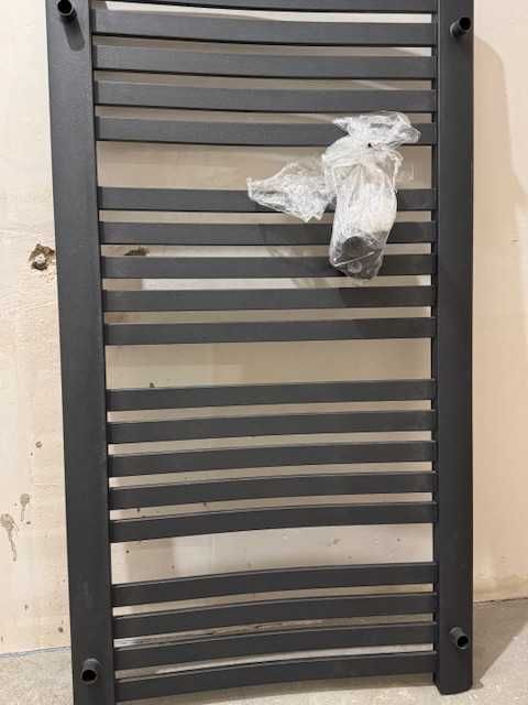 Grzejnik LUXUS 102.5x58 cm Grafit D 524W