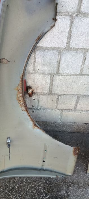BMW E46 lift sedan kombi błotnik przód przedni prawy A08/7