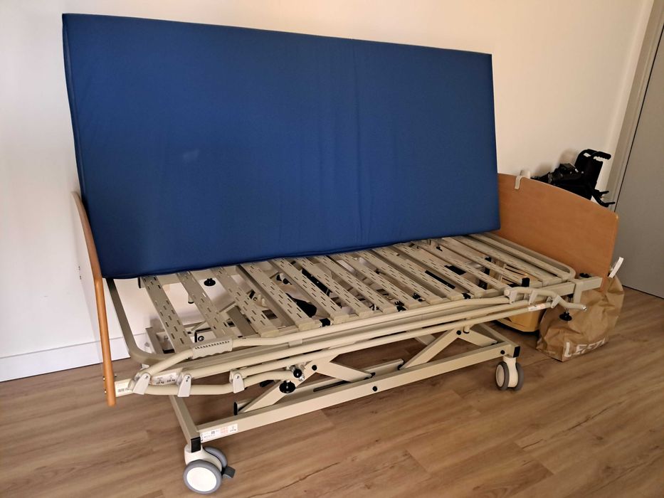 Cama articulada como nova 12 dias de utilização